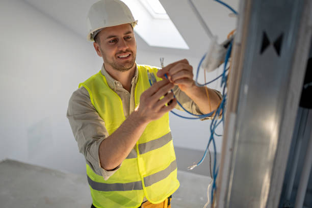 Best Affordable Electrician  in Venice, IL